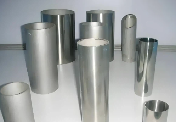 What are the forging methods for titanium forgings?